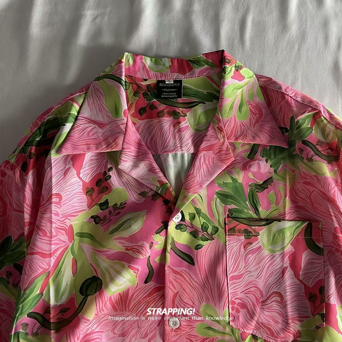 Roze Graffiti Bloemen Cubaanse - Summer Clothing Men 2025 recensie en prijs
